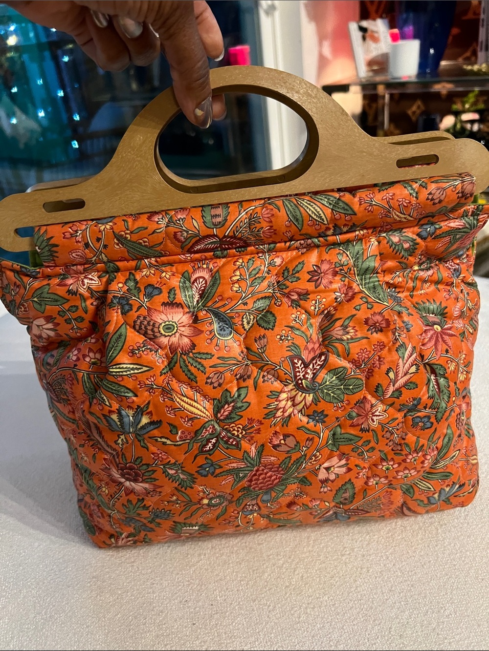 VINTAGE Quilted Floral Tote Bag with Wood Handle - Orange